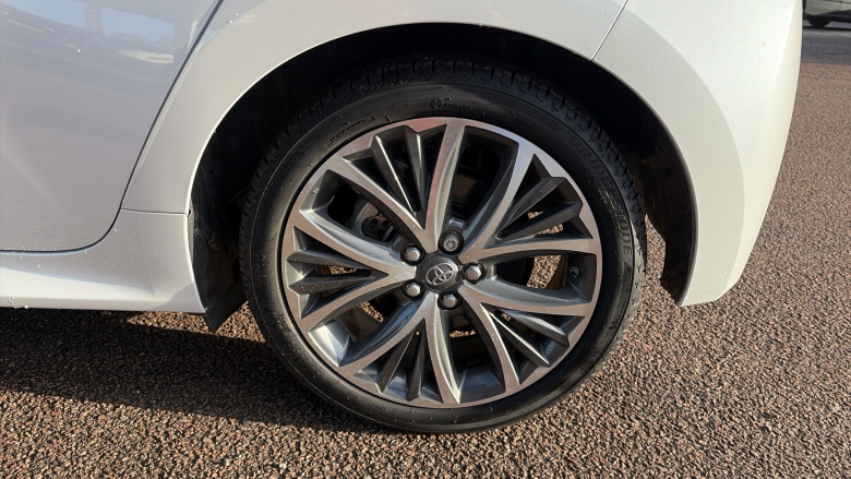 Toyota Yaris 1.5 Hybrid Excel 5dr CVT Hybrid Hatchback